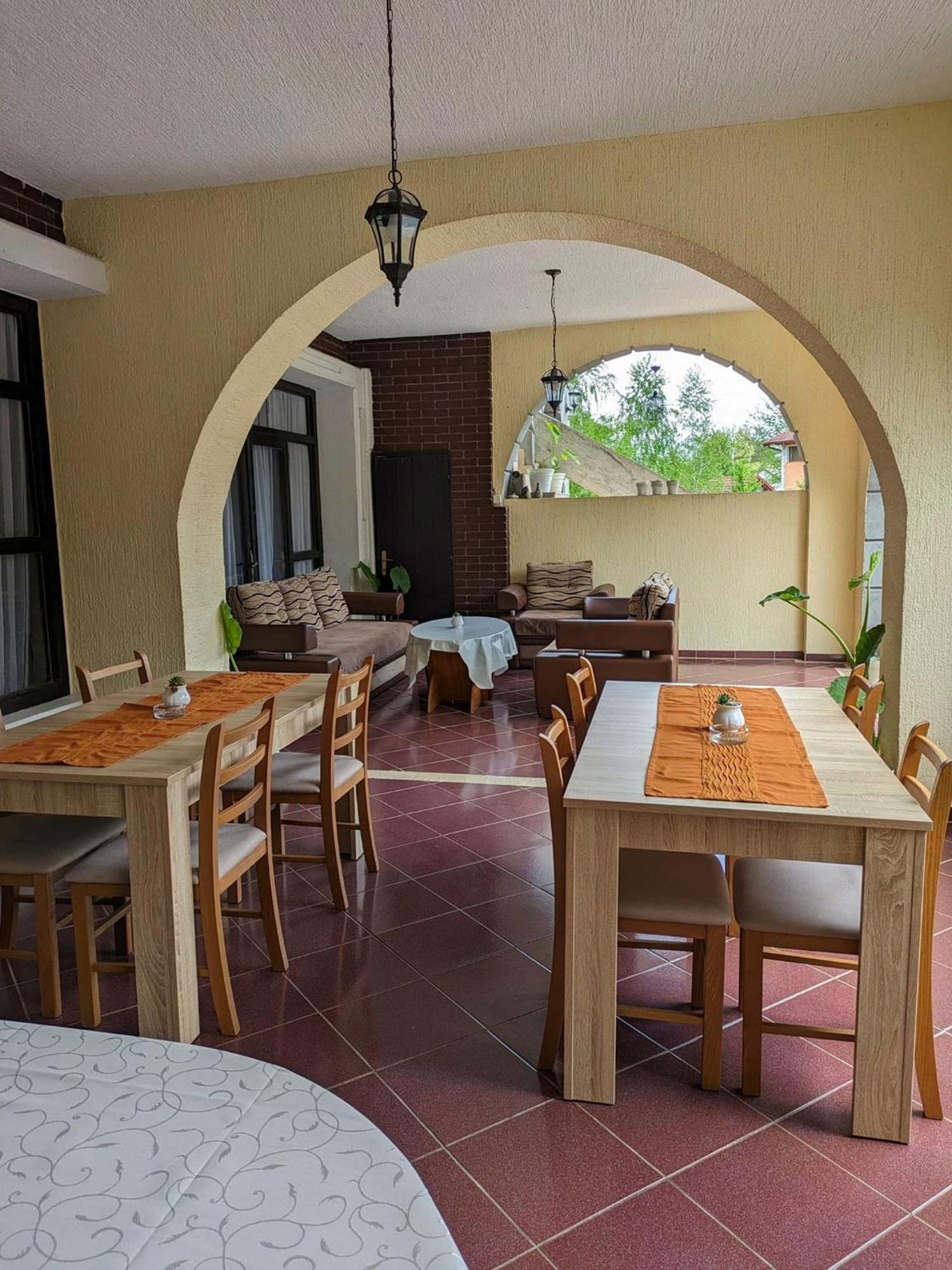 Vacation Home Keskic Velika Gata Exterior foto